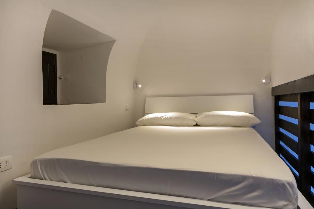 Alcala Living Apartments คาตาเนีย ภายนอก รูปภาพ