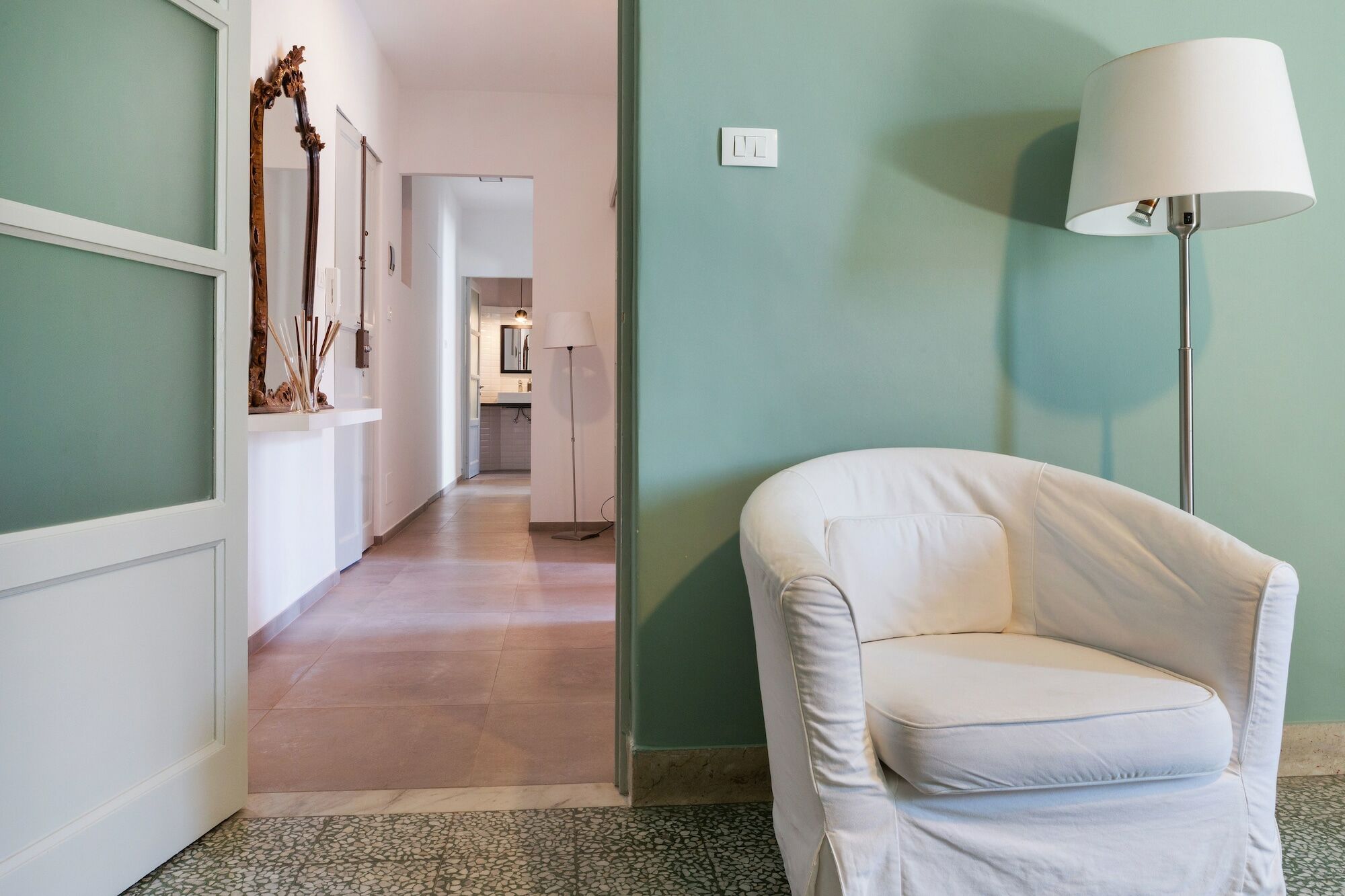 Alcala Living Apartments คาตาเนีย ภายนอก รูปภาพ